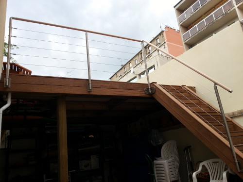 Terrasse tanche avec lames en Afrormosia
