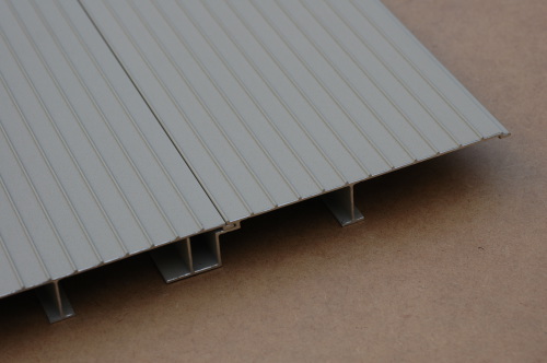 Le  plafond profil en aluminium